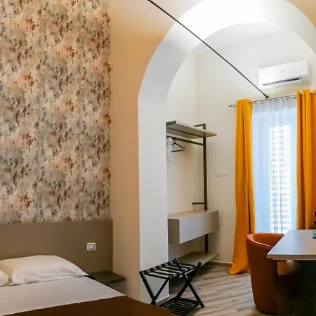 Rooftop Parthenopeo Contemporary 4*