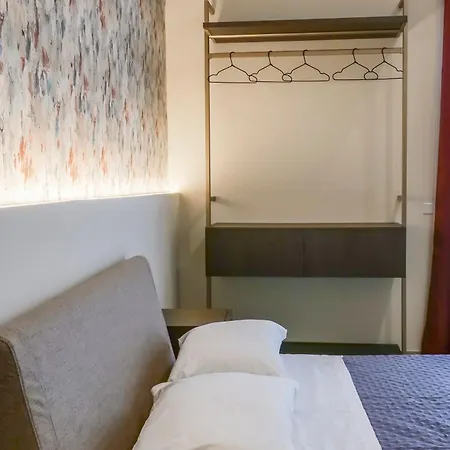 Rooftop Parthenopeo Contemporary Гостевой дом 4*