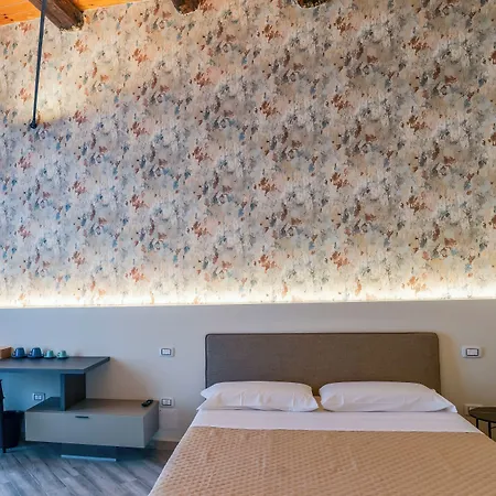 Гостевой дом Rooftop Parthenopeo Contemporary Неаполь